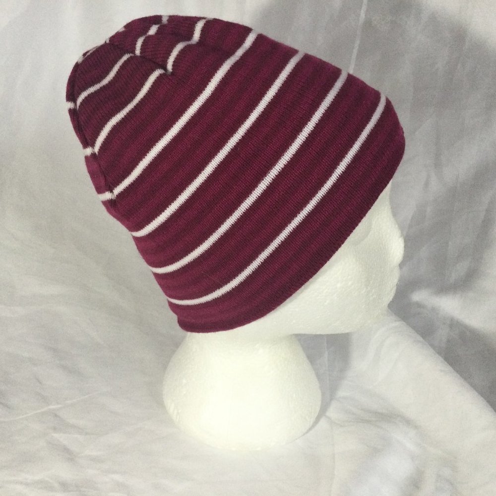 L.L. Bean Fleece lined Beanie Pink Striped Women's One Size Hat Winter Warm